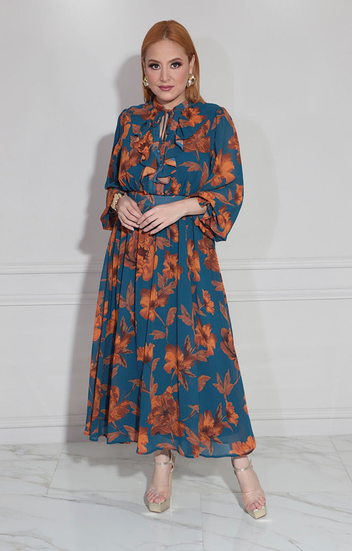 Vestido azul con hojas