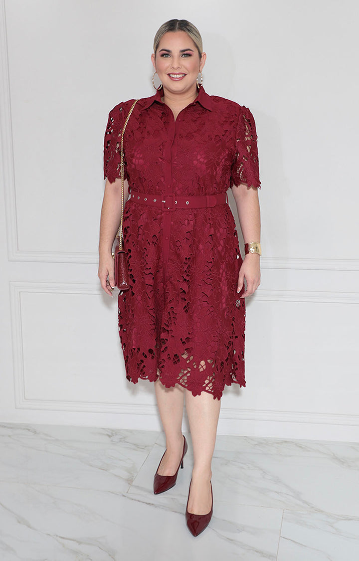 Vestido vino de encaje