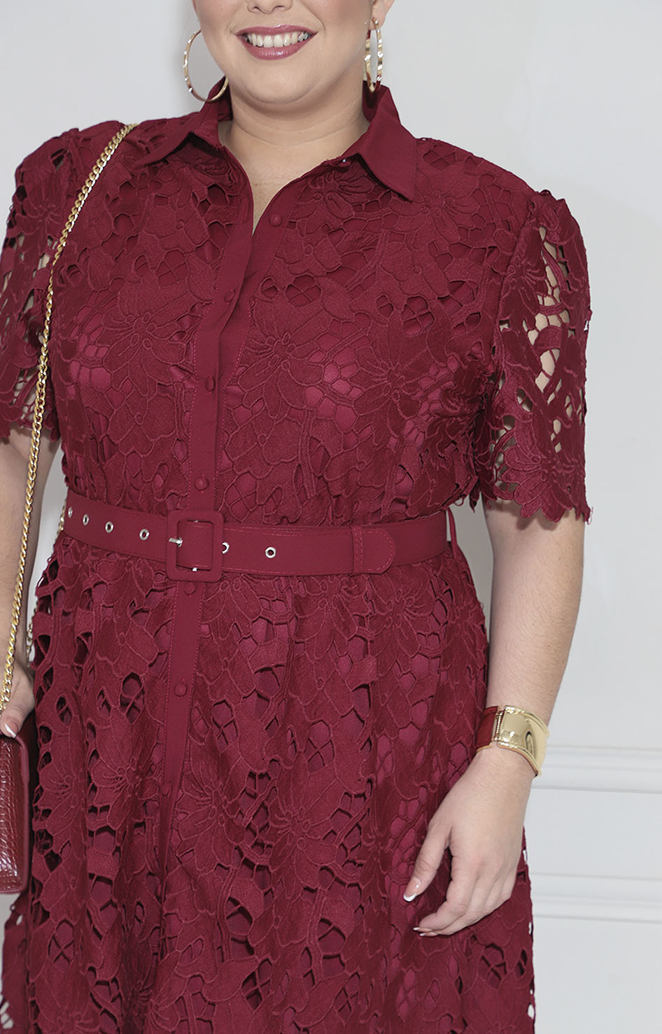 Vestido vino de encaje