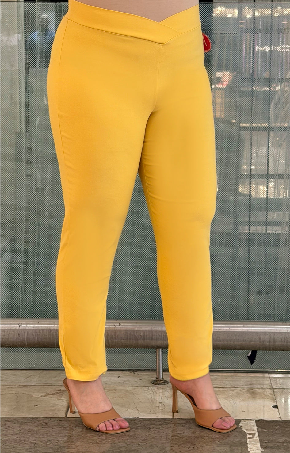 Pantalón strechts corte V - PANTALON CURVY Boutiquemirel 