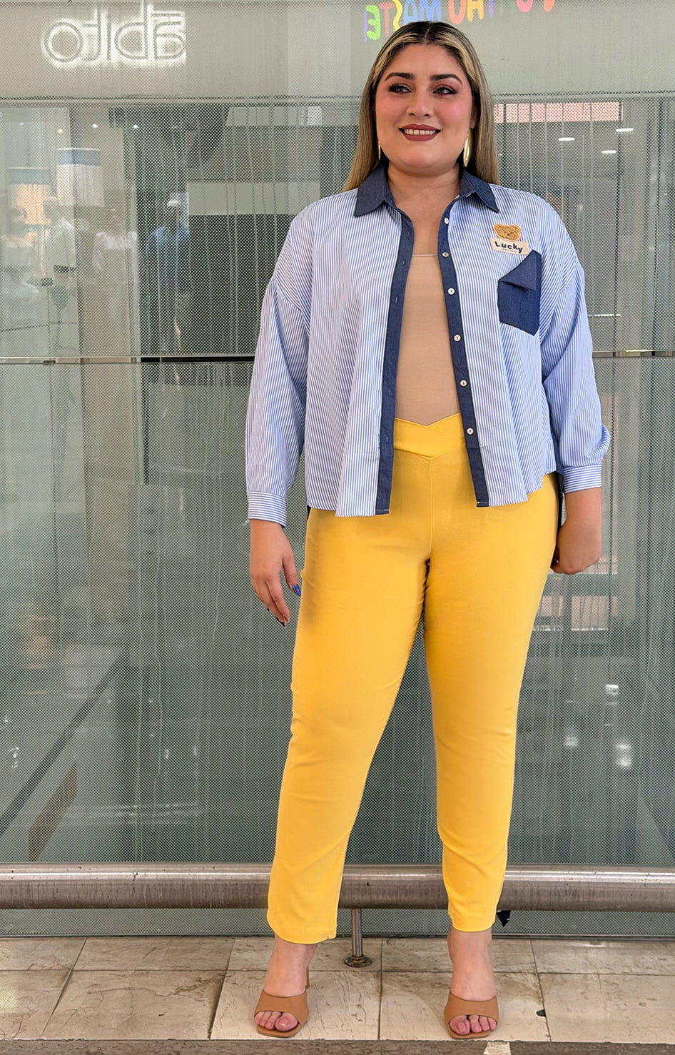 Pantalón strechts corte V - PANTALON CURVY Boutiquemirel 