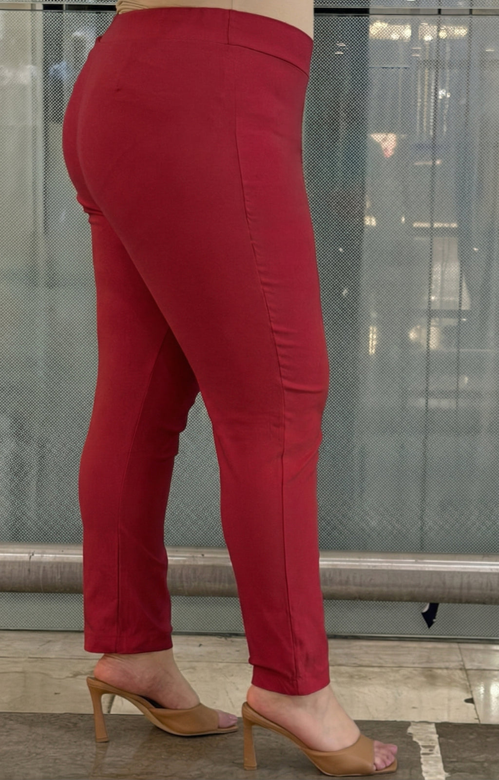 Pantalón strechts corte V - PANTALON CURVY Boutiquemirel 