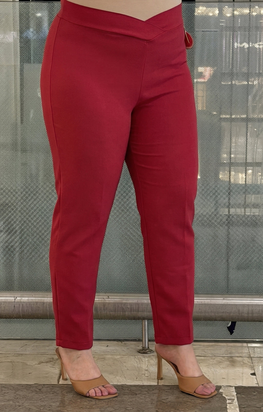 Pantalón strechts corte V - PANTALON CURVY Boutiquemirel 