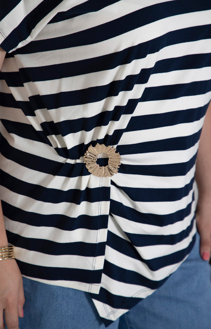 Blusa de rayas con hebilla dorada - BLUSAS CURVY Boutiquemirel 