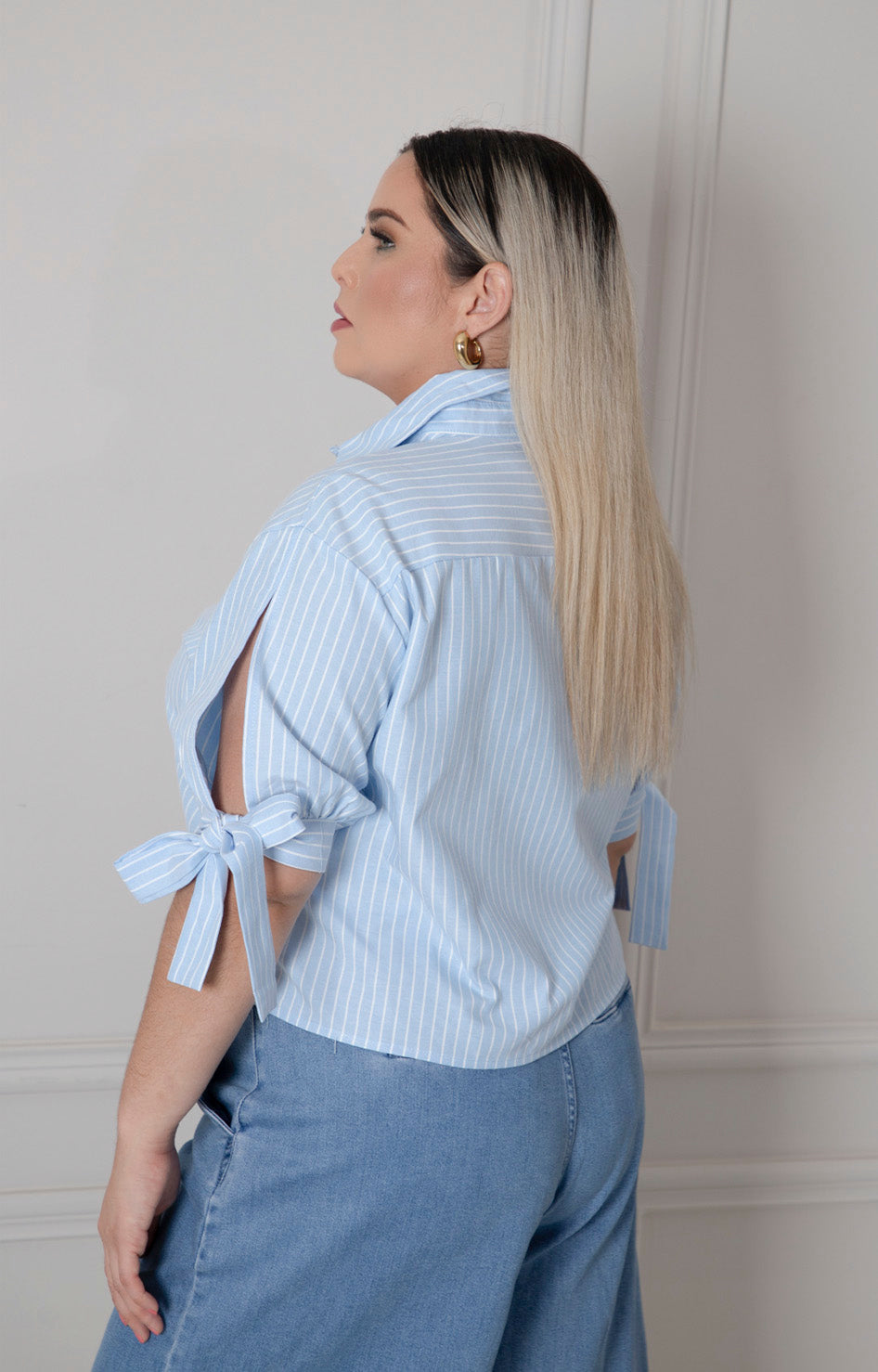 Blusa de rayas con botones - BLUSAS CURVY Boutiquemirel 