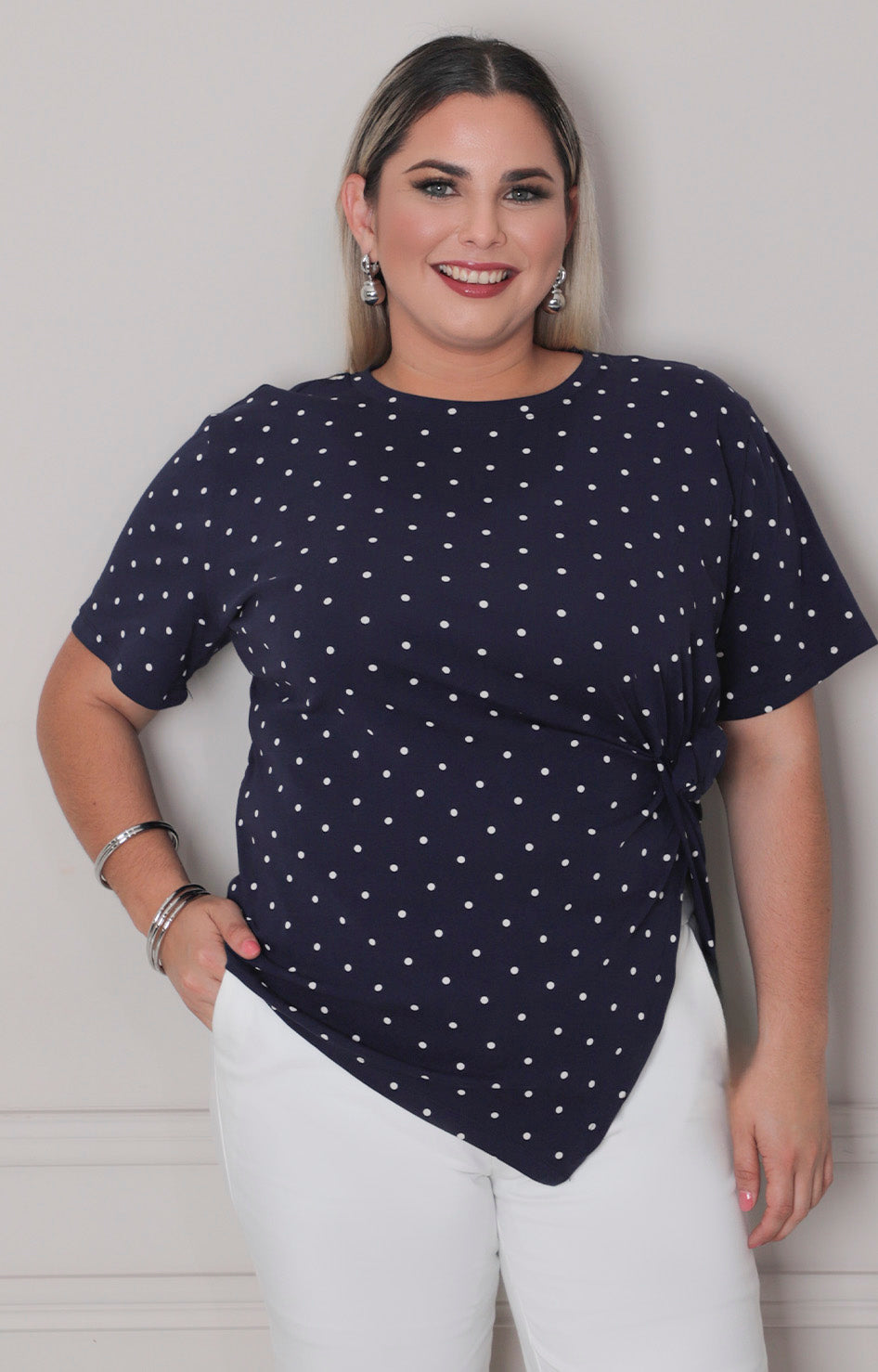 Blusa estampada polka dots - BLUSAS CURVY Boutiquemirel 