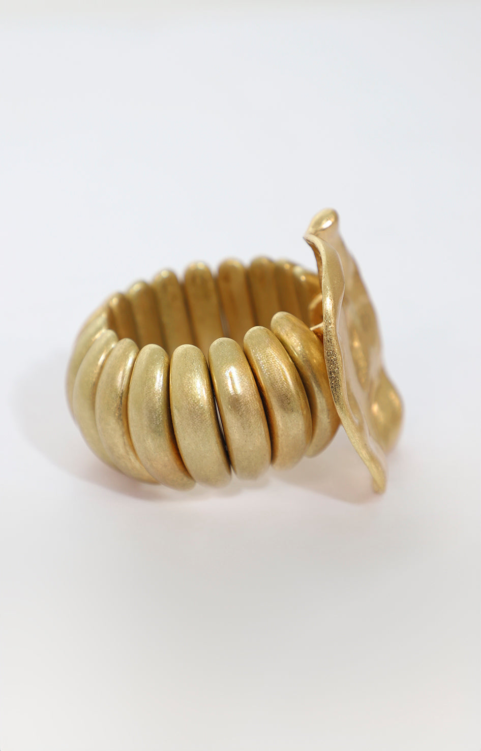 Pulsera con maxi dije dorado - PULSERA Boutiquemirel 