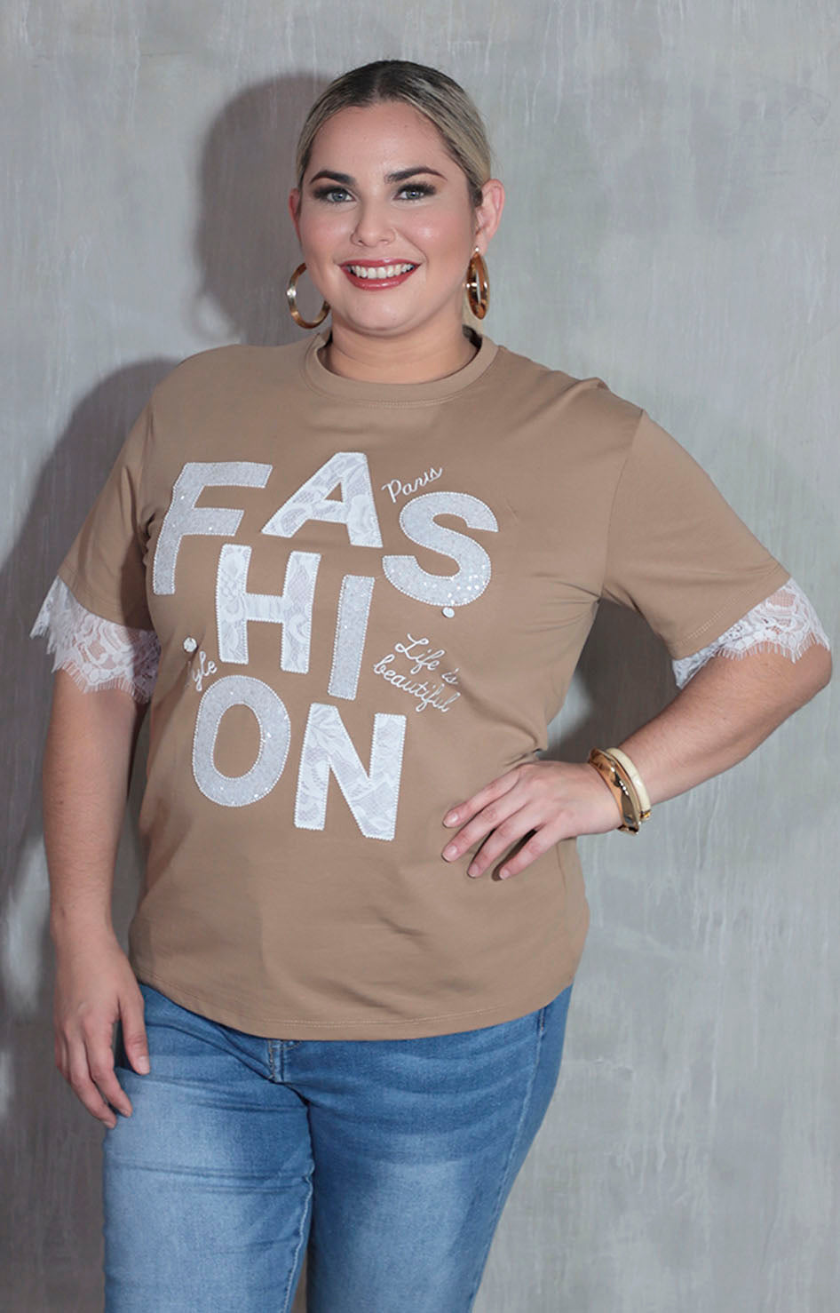 Blusa beige con letras - BLUSA XL Boutiquemirel 