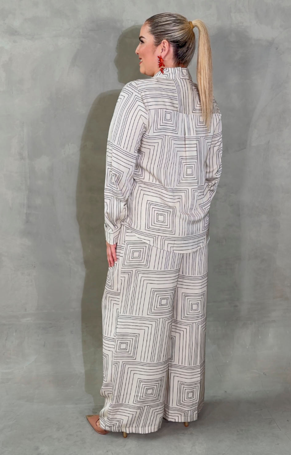 Conjunto beige estampado - CONJUNTO XL Boutiquemirel 