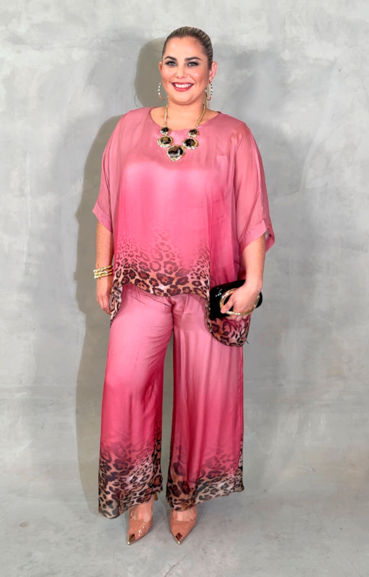 Conjunto rosa de seda