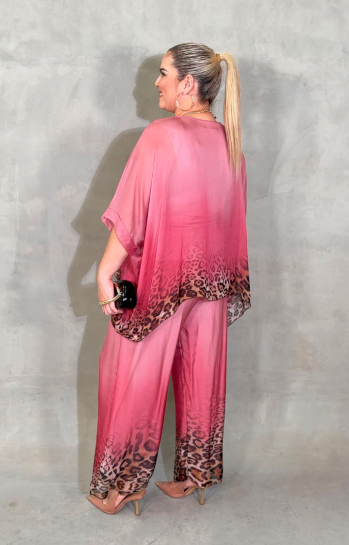 Conjunto rosa de seda