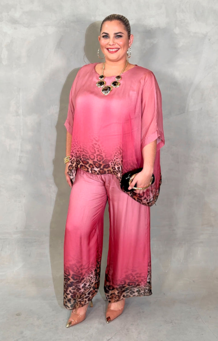 Conjunto rosa de seda