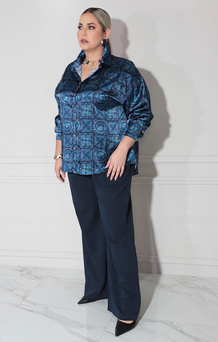 Camisera azul marino