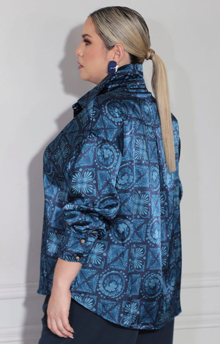 Camisera azul marino