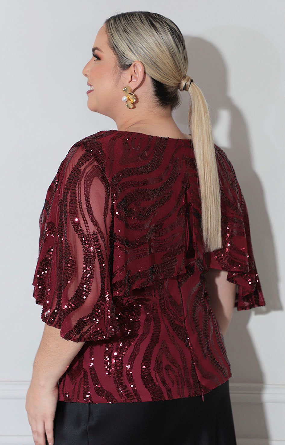 Blusa vino con lentejuela