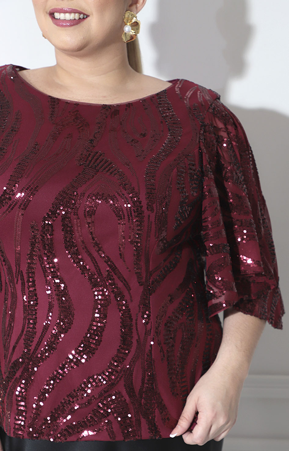 Blusa vino con lentejuela