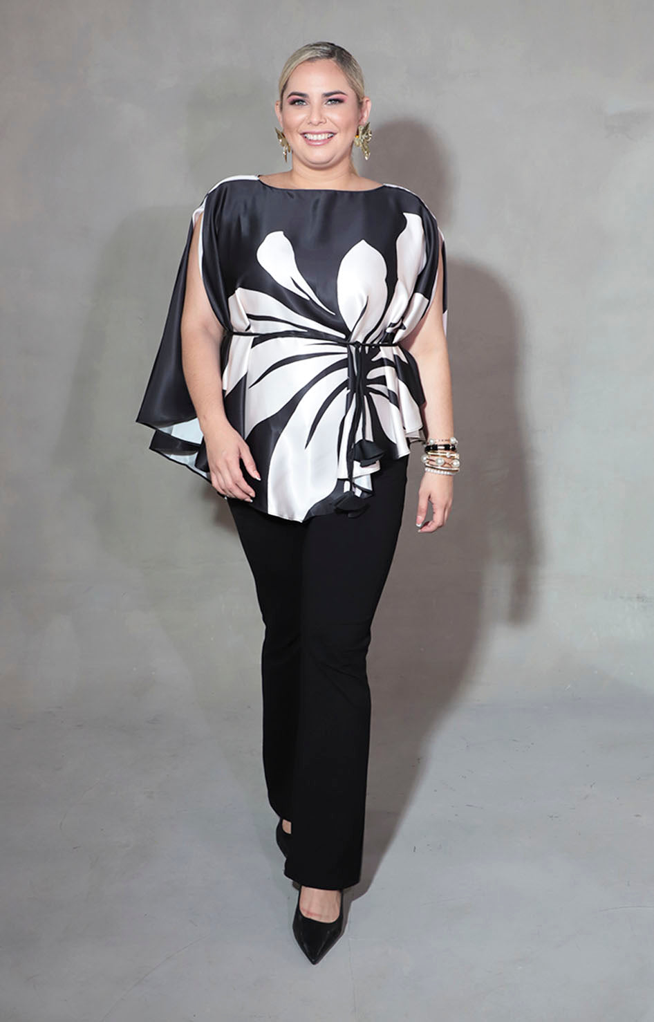 Blusa negra con lazo - BLUSA XL Boutiquemirel 