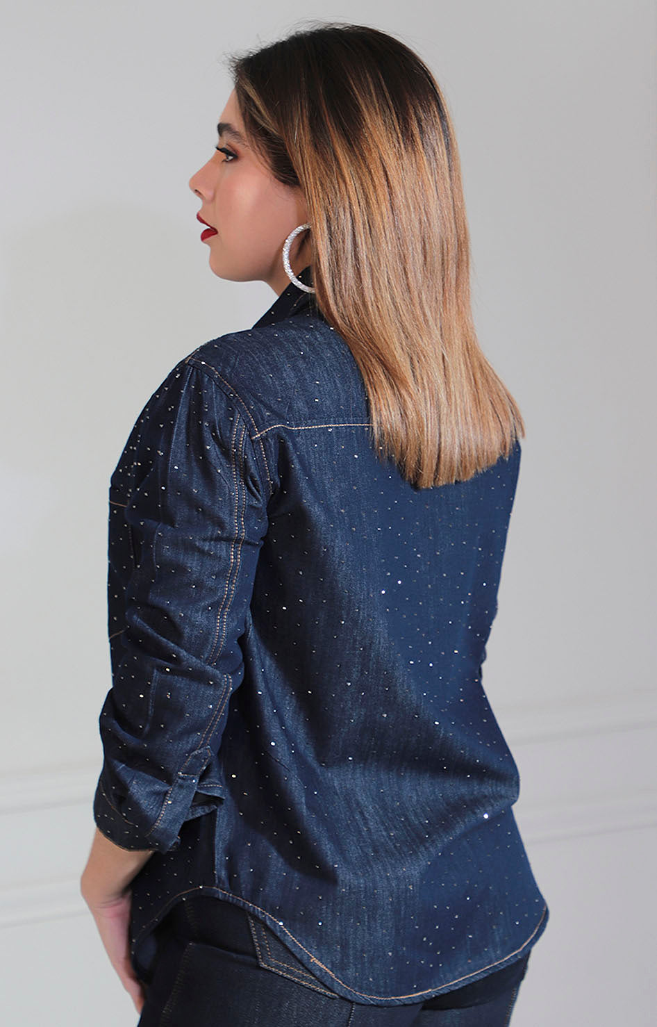 Camisera denim con brillos
