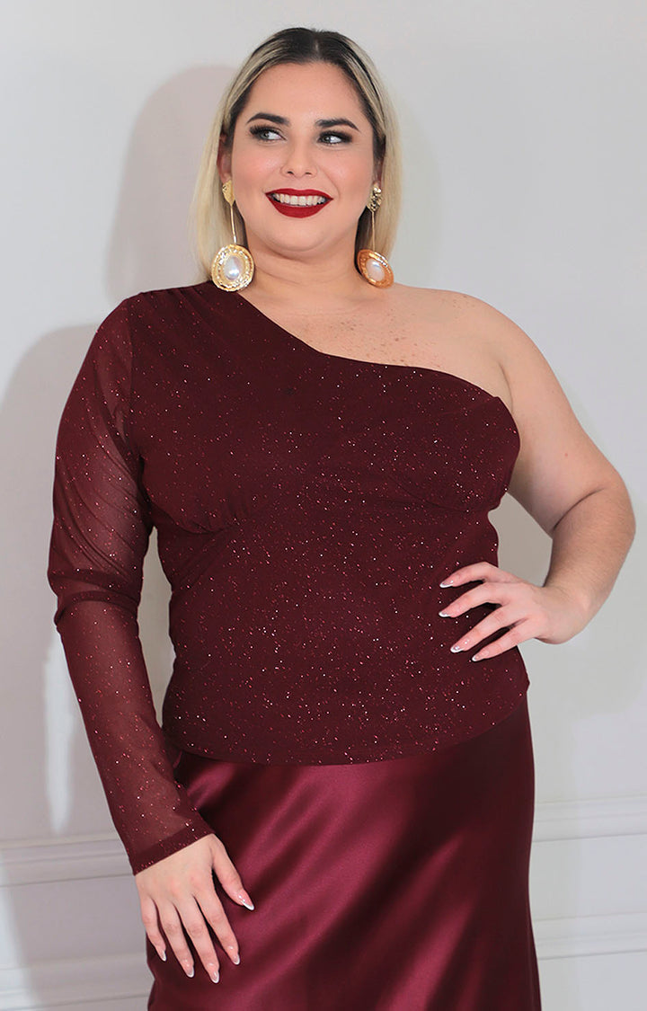 Blusa vino asimétrica