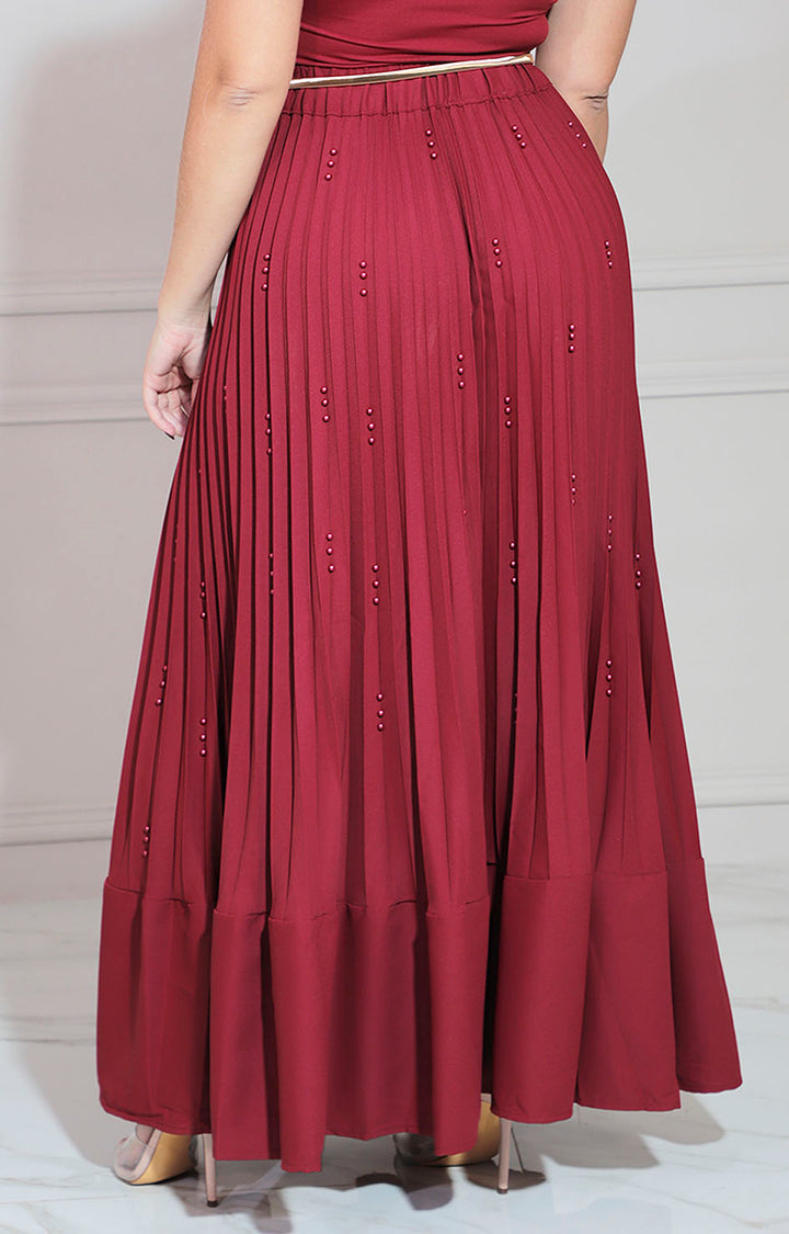 Falda vino con perlas