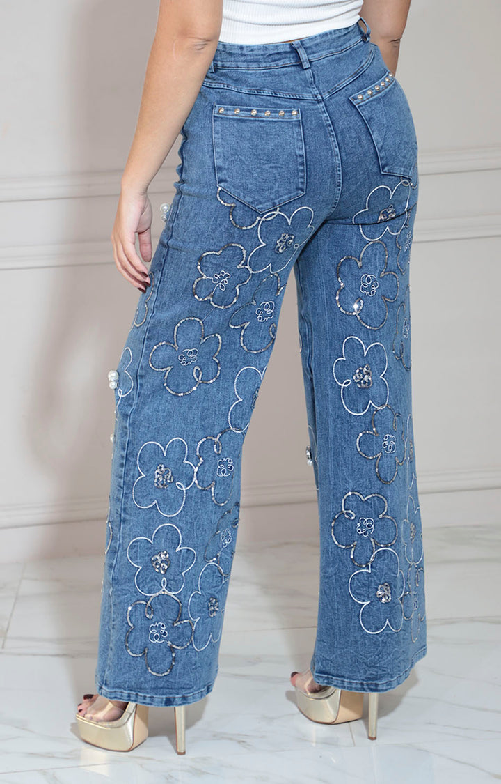 Pantalón denim con perlas