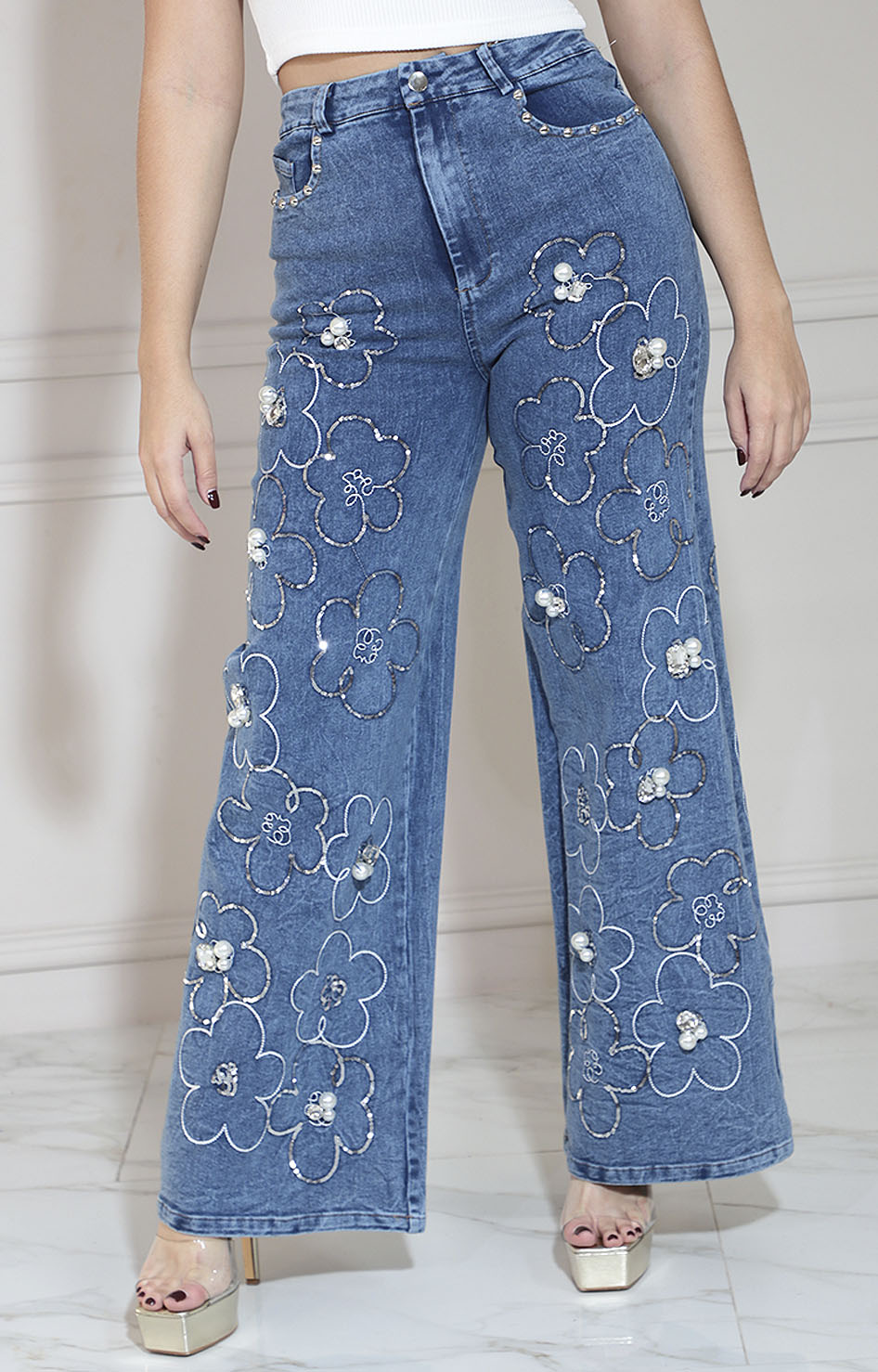 Pantalón denim con perlas
