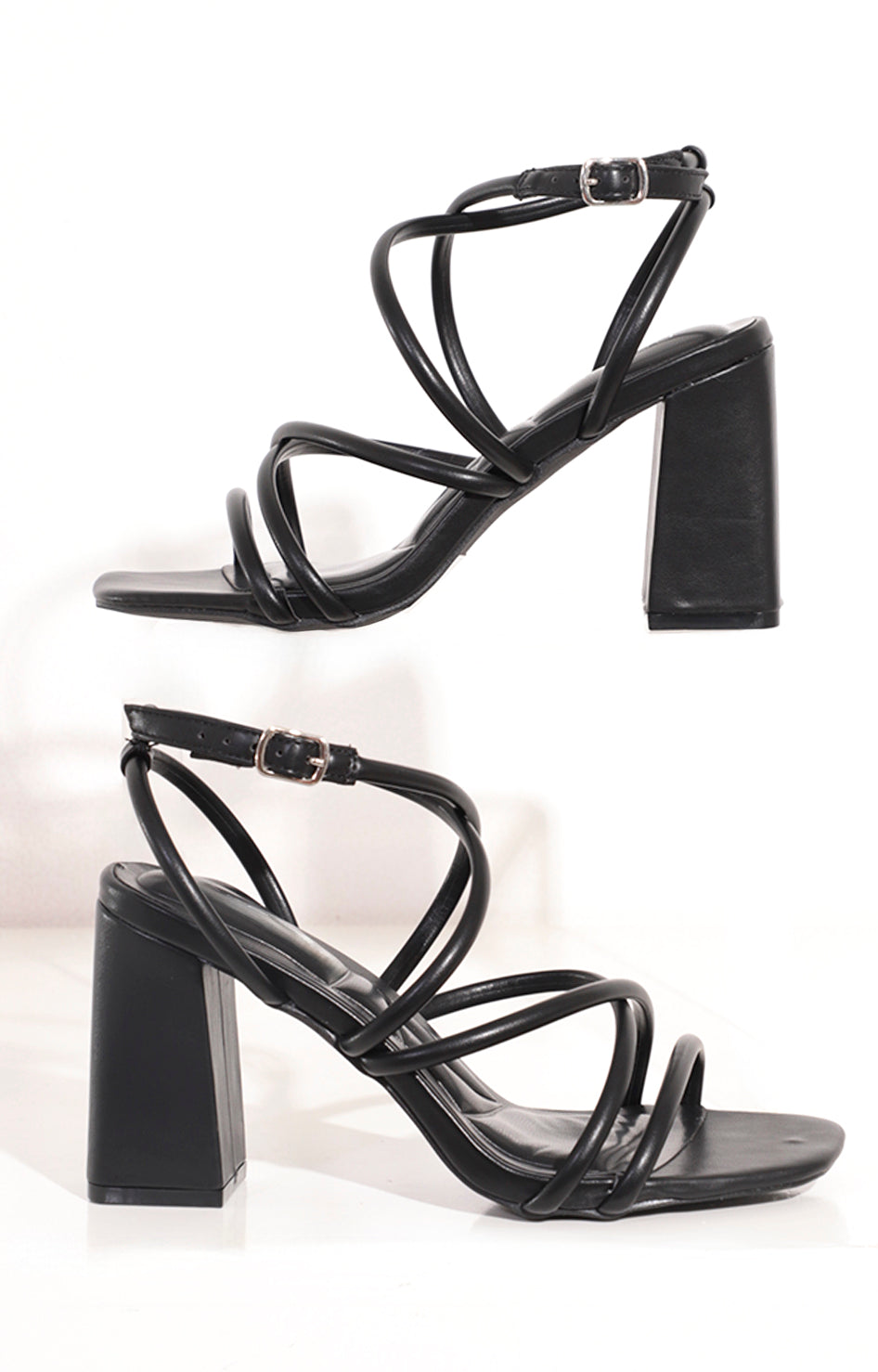 Zapatilla negra con lazos delgados - ZAPATO Boutiquemirel 