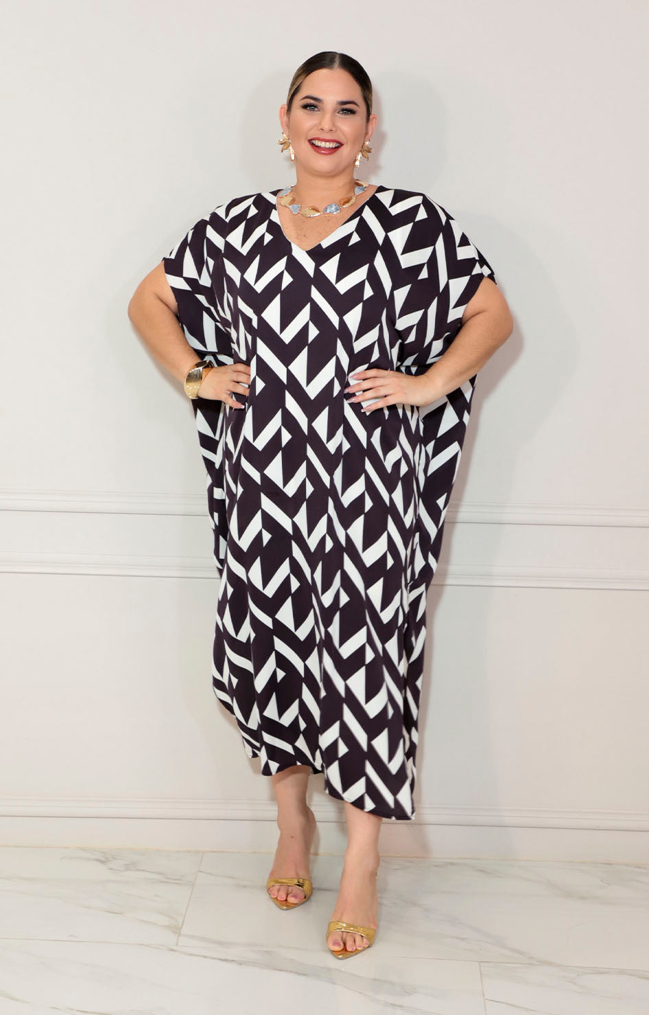 Vestido negro con blanco - VESTIDO XL Boutiquemirel 