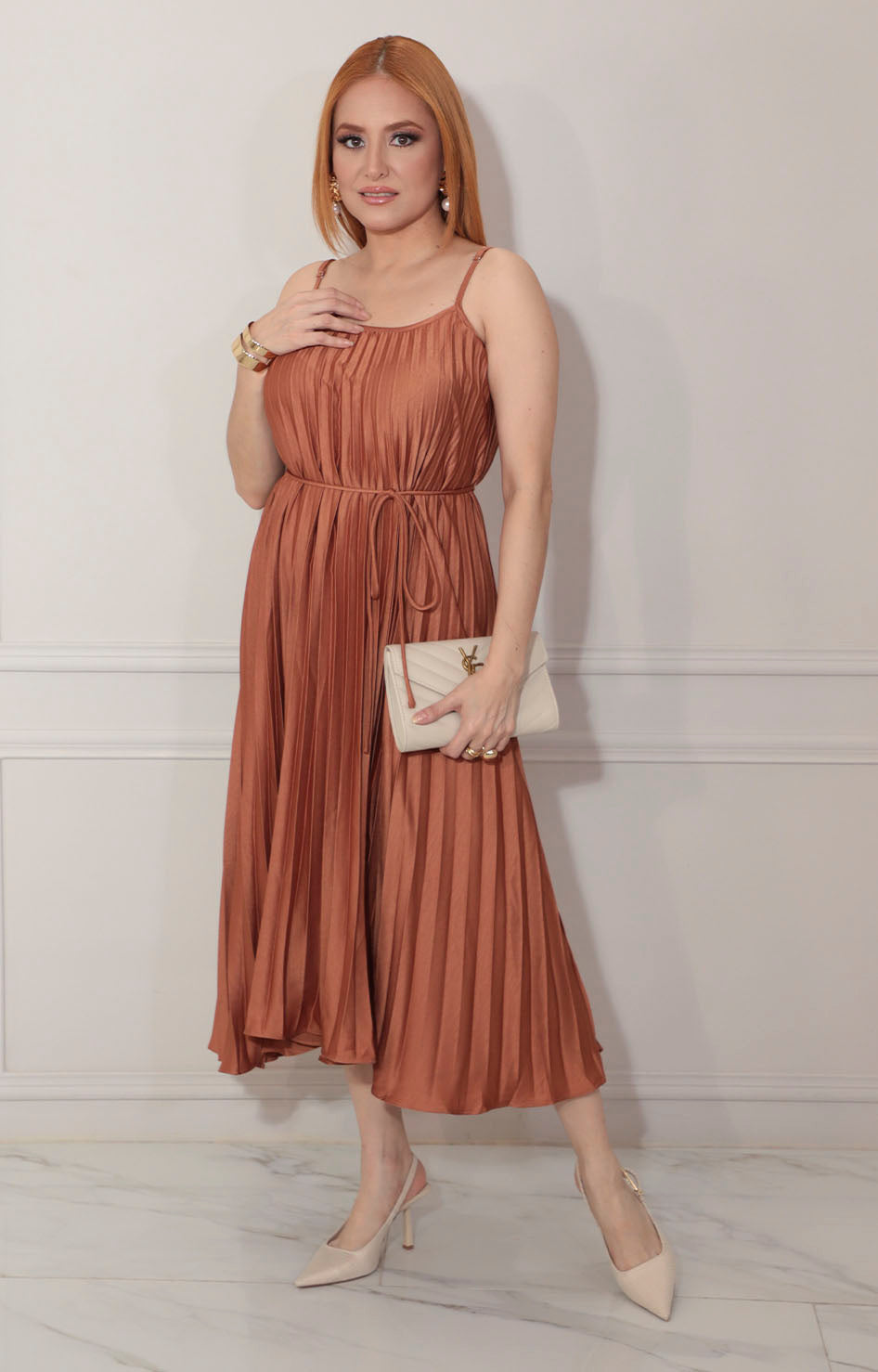 Vestido café plisado - VESTIDO Boutiquemirel 