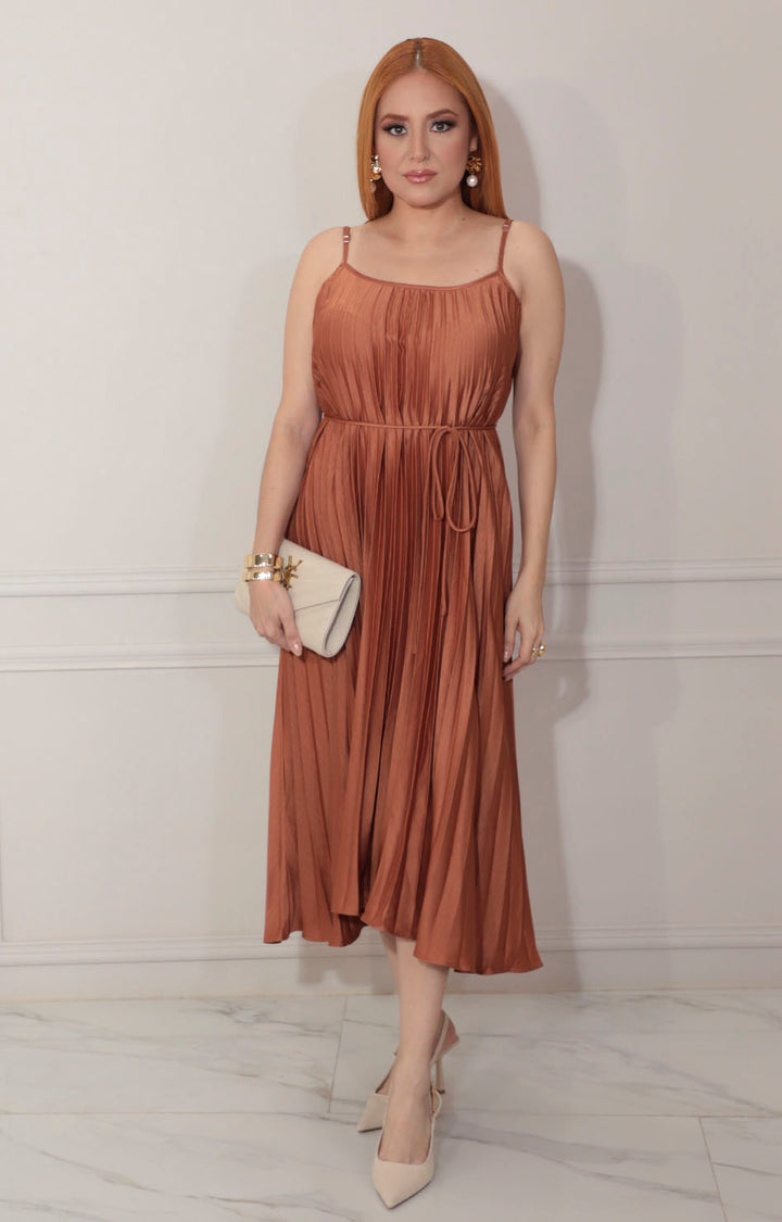 Vestido café plisado - VESTIDO Boutiquemirel 