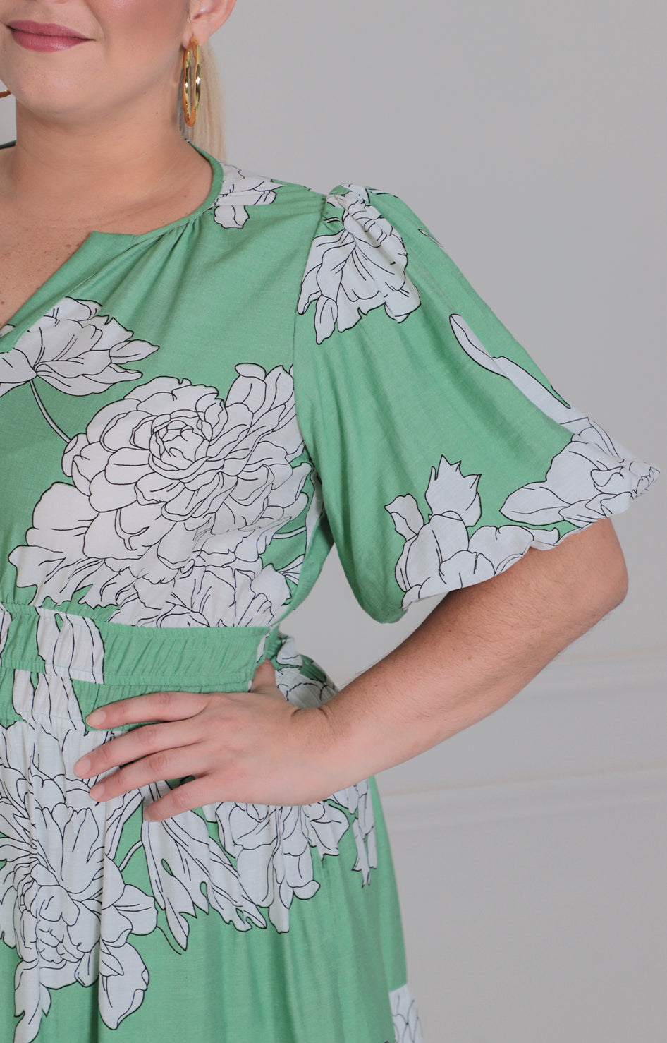 Vestido verde estampado de flores - VESTIDO LARGO CURVY Boutiquemirel 
