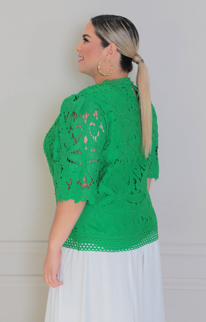Blusa verde de guipiur - BLUSAS CURVY Boutiquemirel 