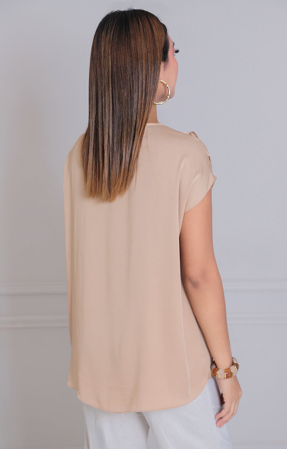 Blusa beige asimètrica - BLUSA REGULAR Boutiquemirel 