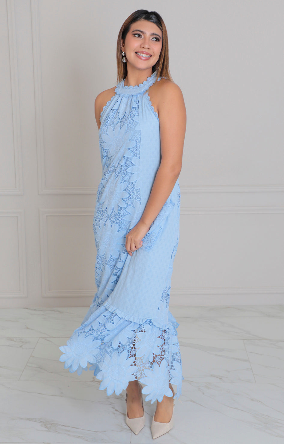 Vestido azul halter con bordado - VESTIDO LARGO REGULAR Boutiquemirel 