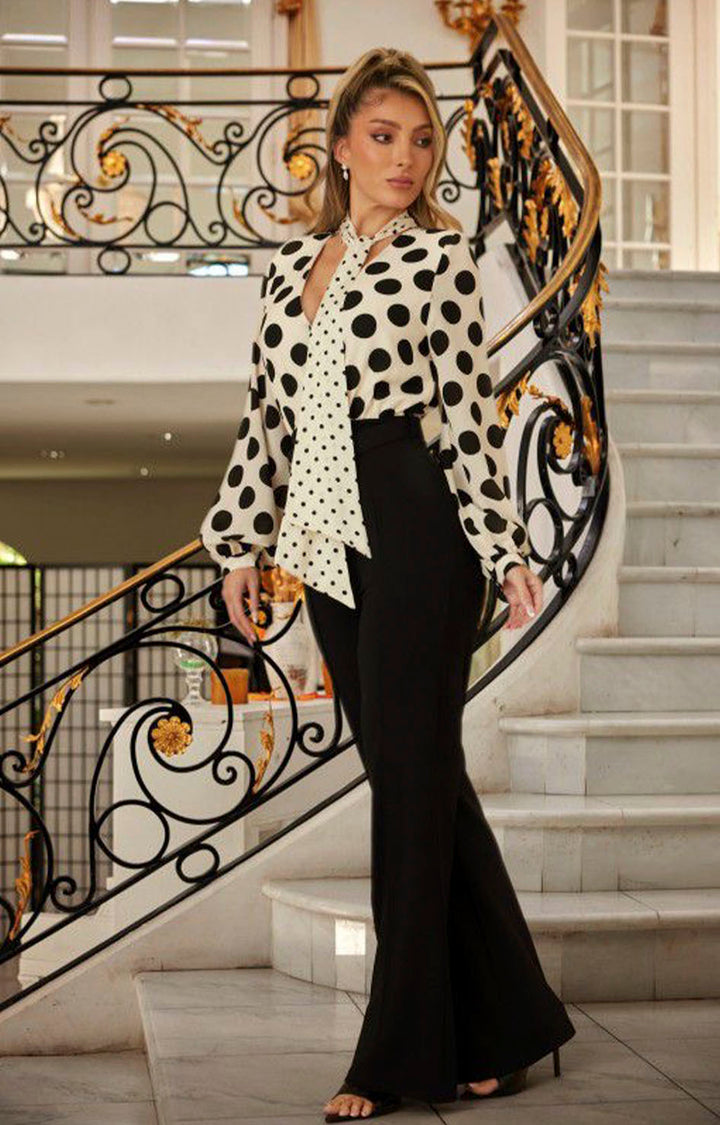 Palazzo negro con estampado