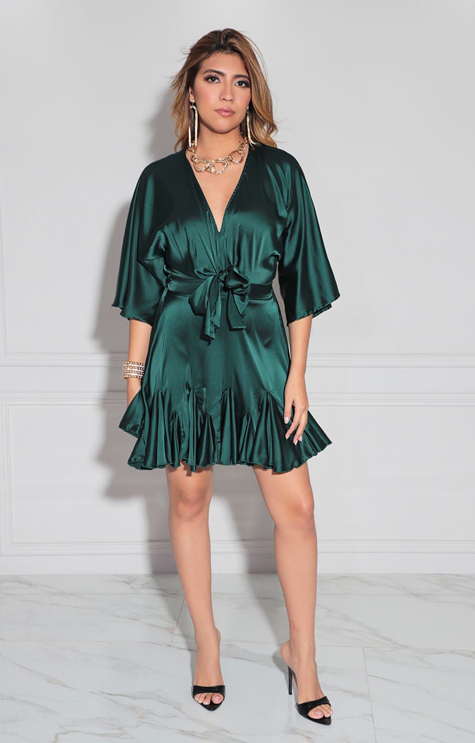 Vestido verde satinado