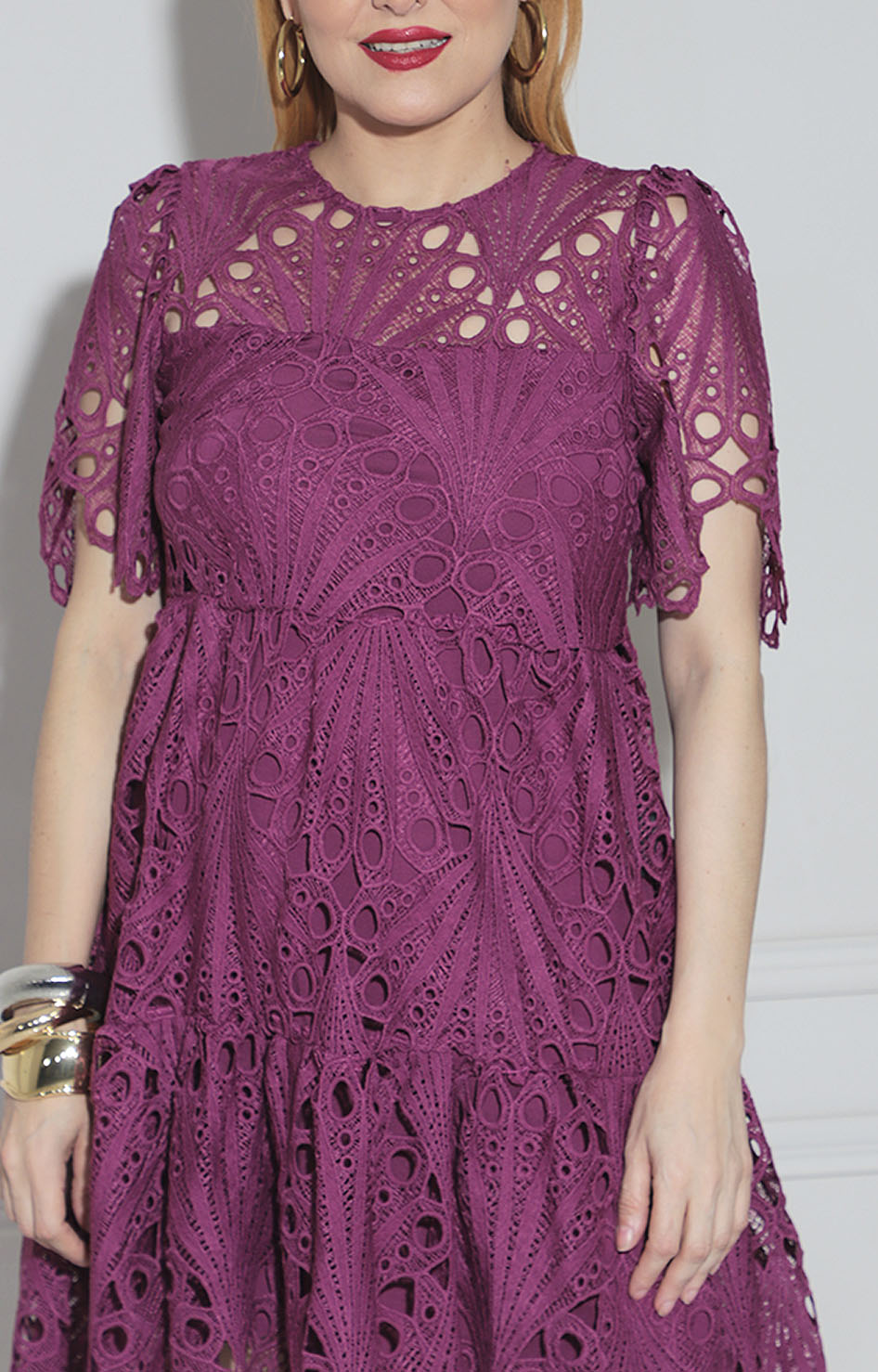 Vestido morado en guipur