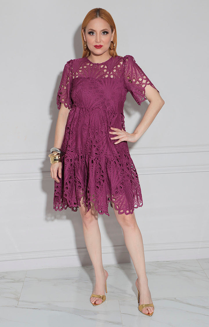 Vestido morado en guipur