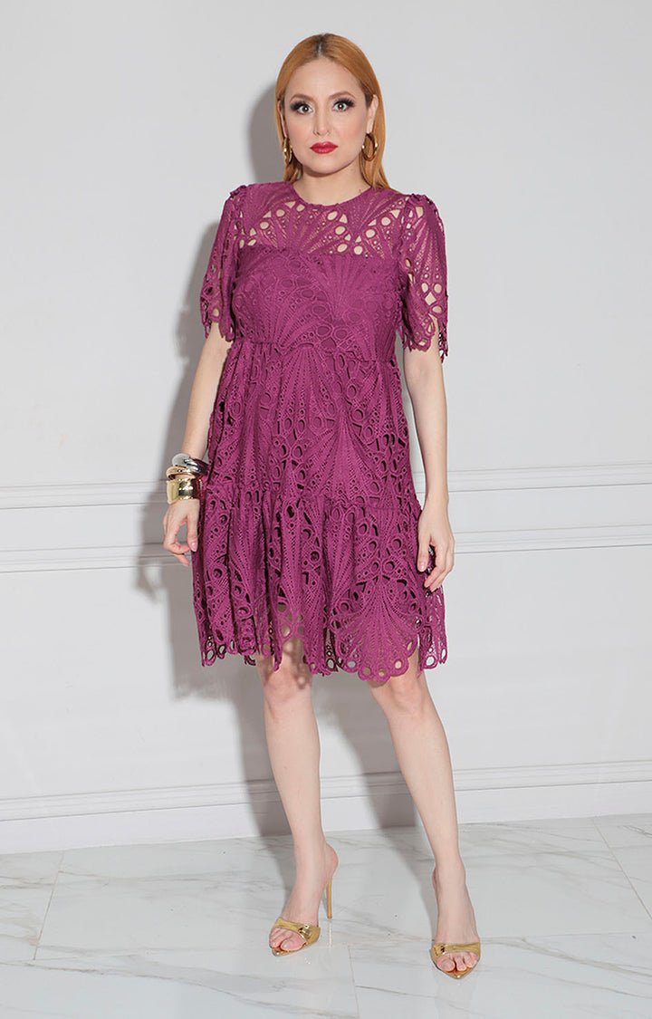 Vestido morado en guipur