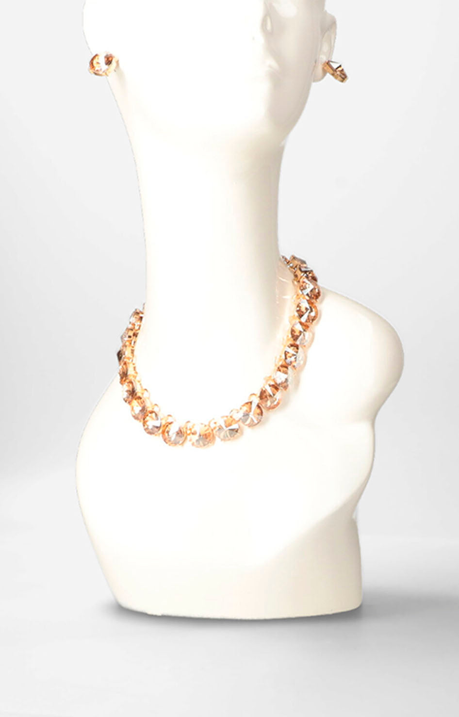 Collar beige con aretes - SET COLLAR Boutiquemirel 