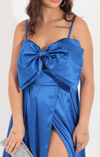 Vestido azul eléctrico con maxi moño - VESTIDO Boutiquemirel 