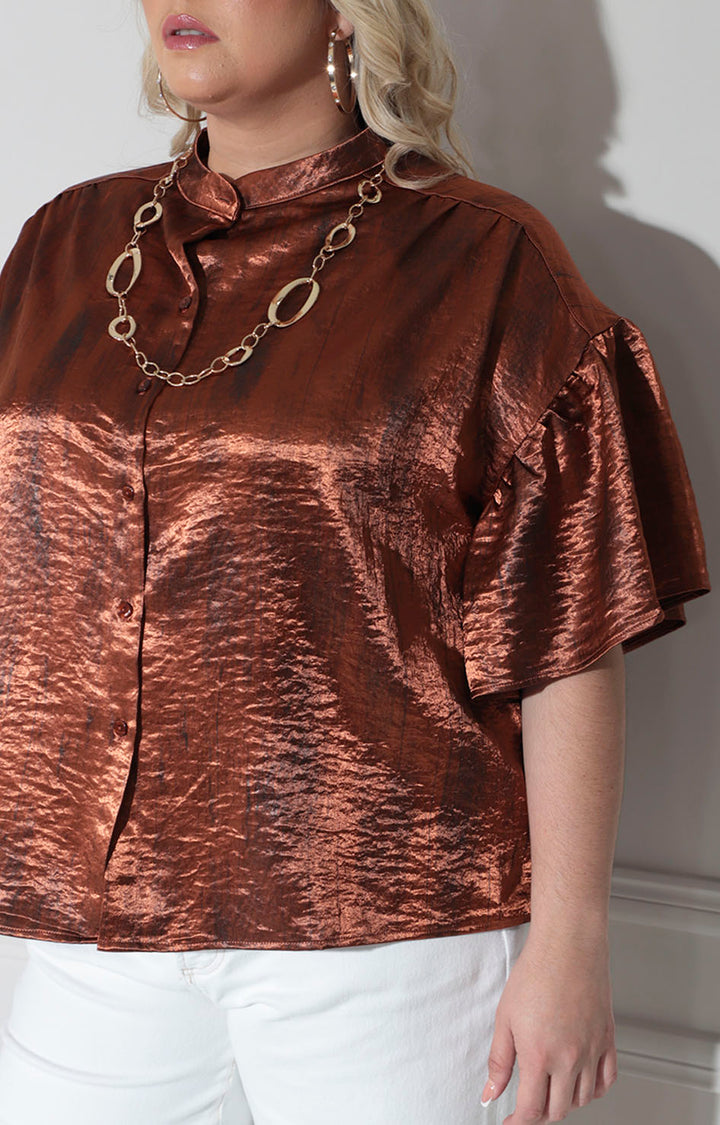 Blusa café con botones