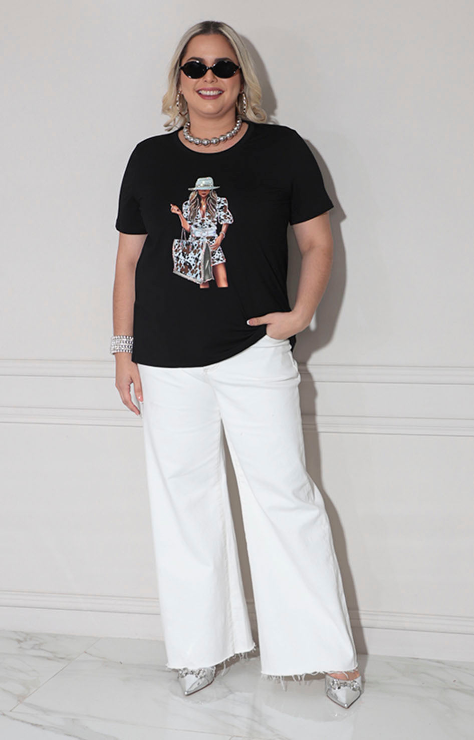 Blusa negra estampada