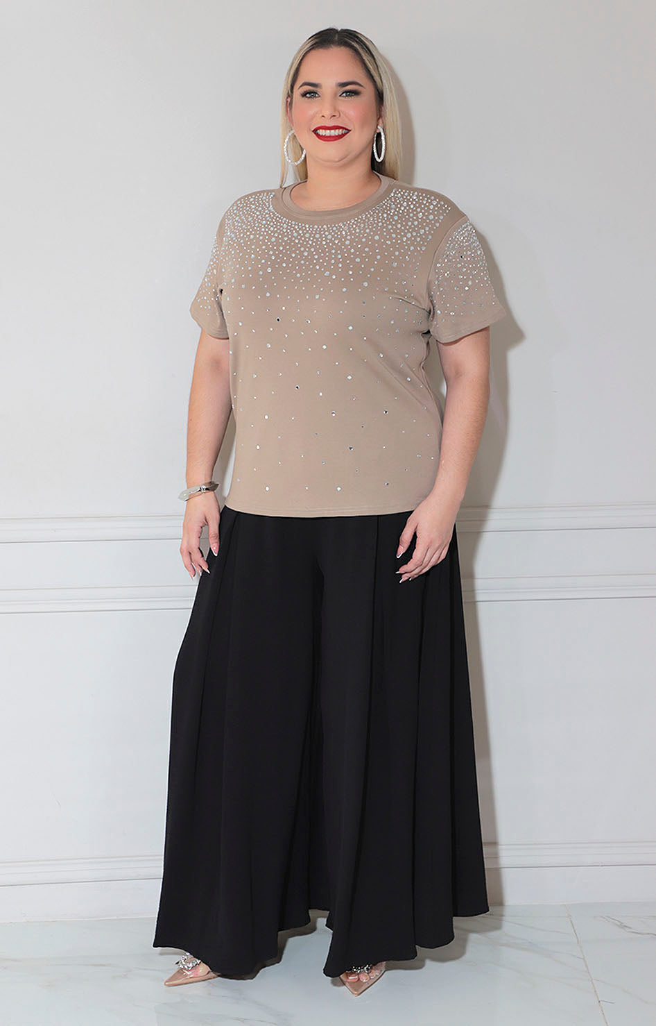 Blusa beige con brillos