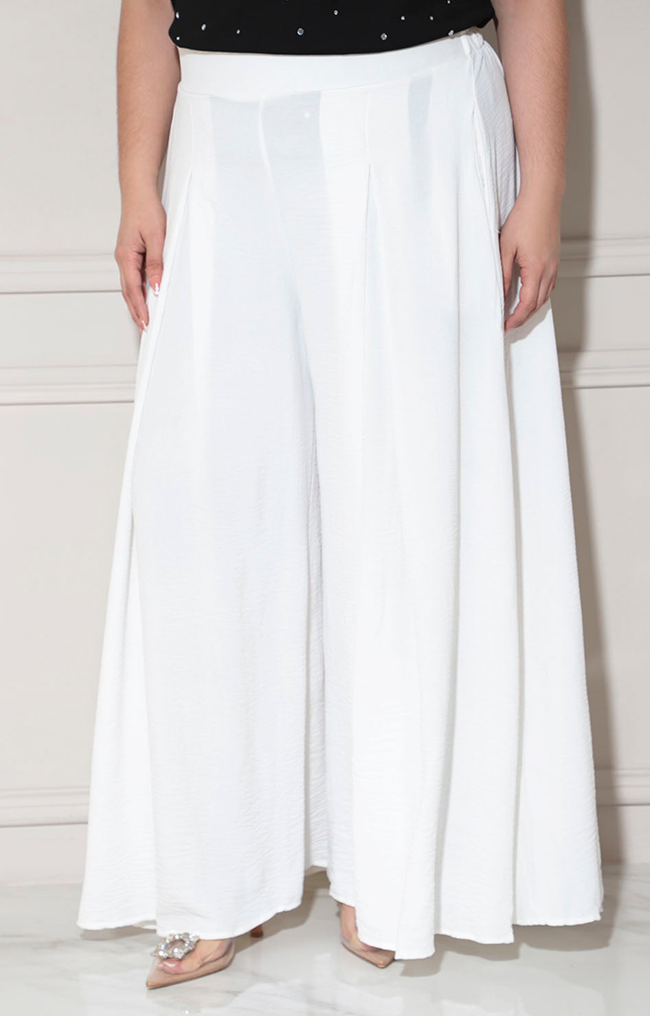 Pantalón blanco amplio