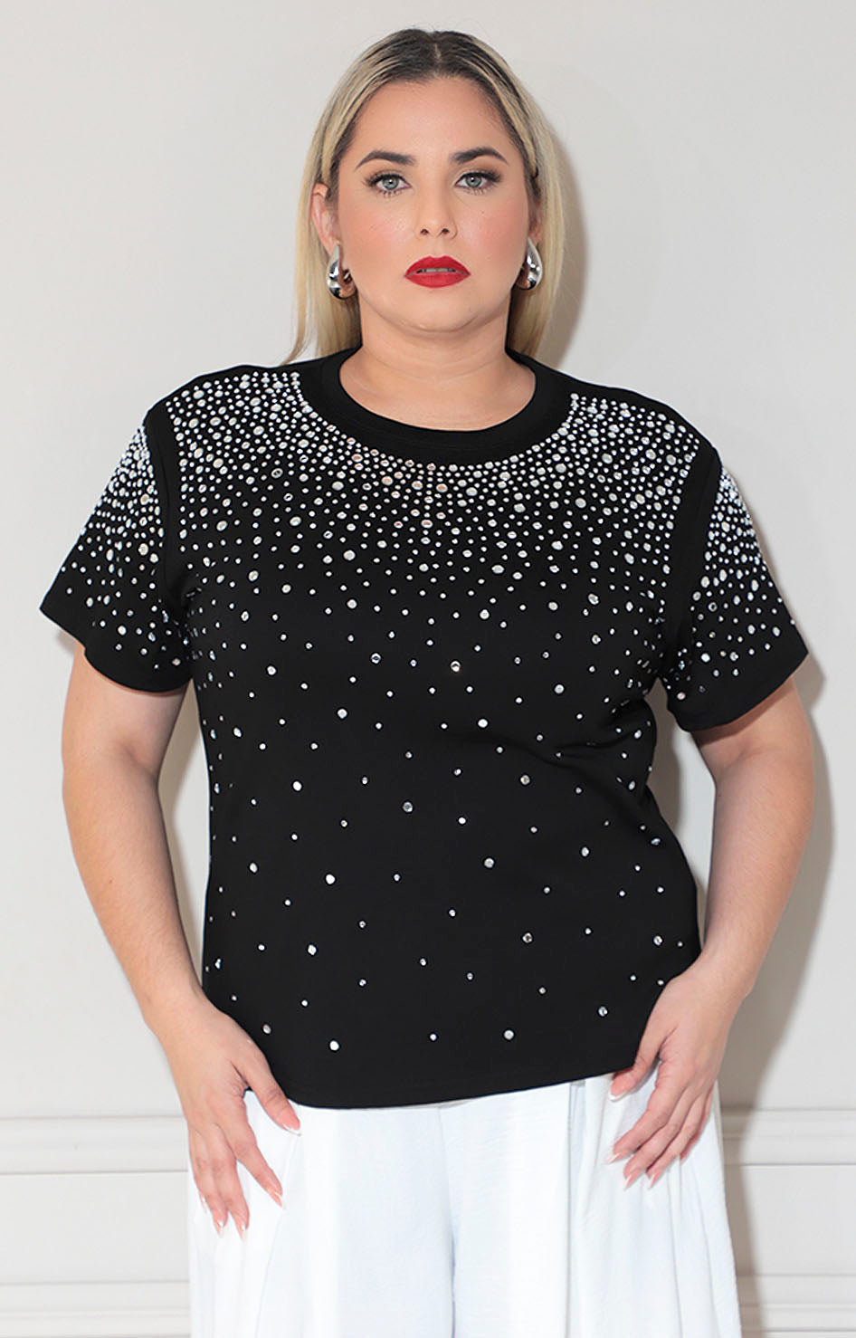 Blusa negra con brillos
