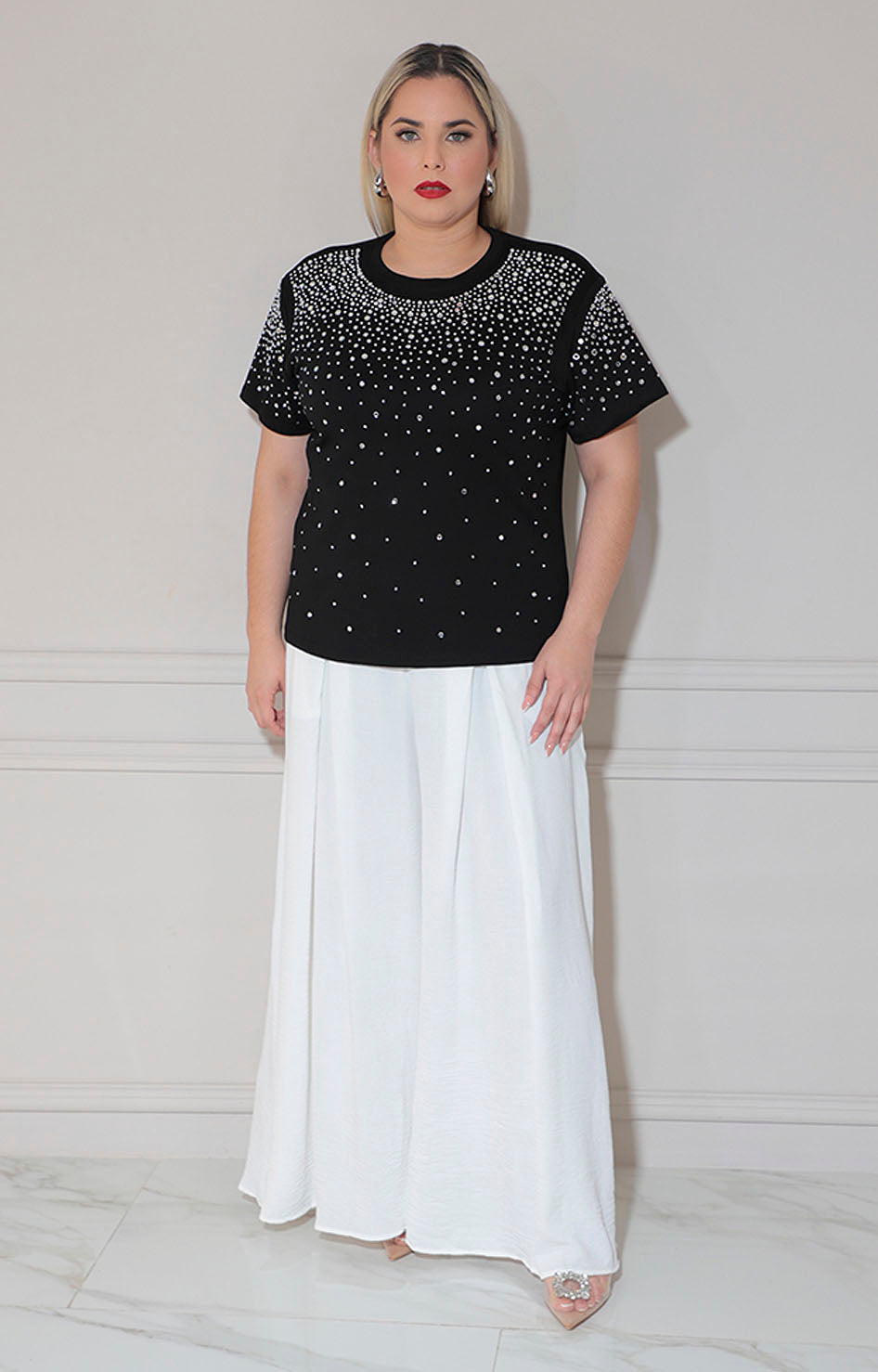 Blusa negra con brillos