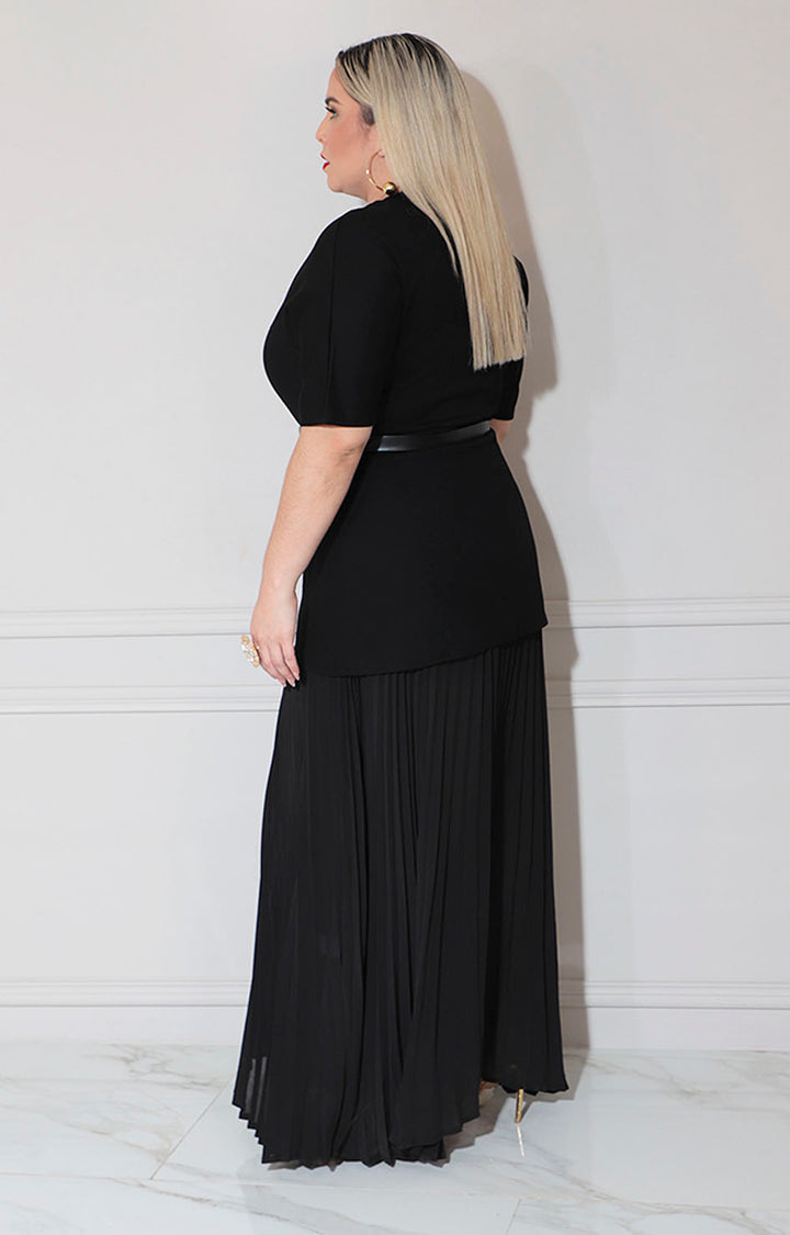 Vestido negro con cinturón