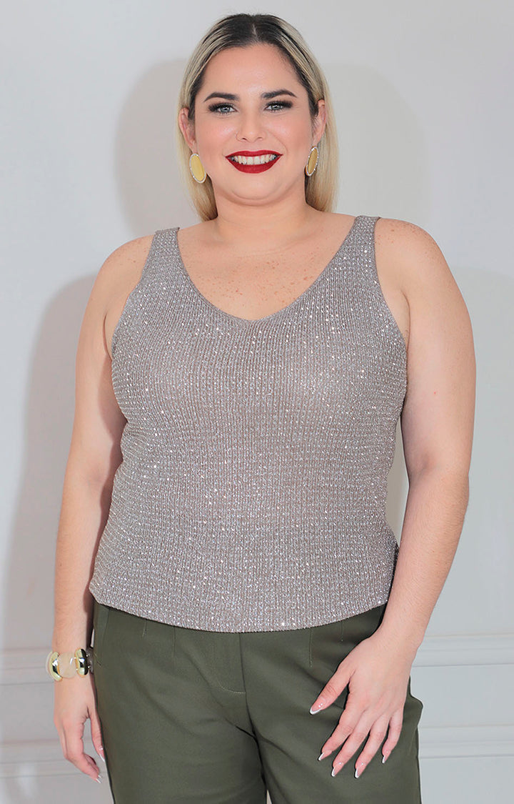 Blusa café brillosa