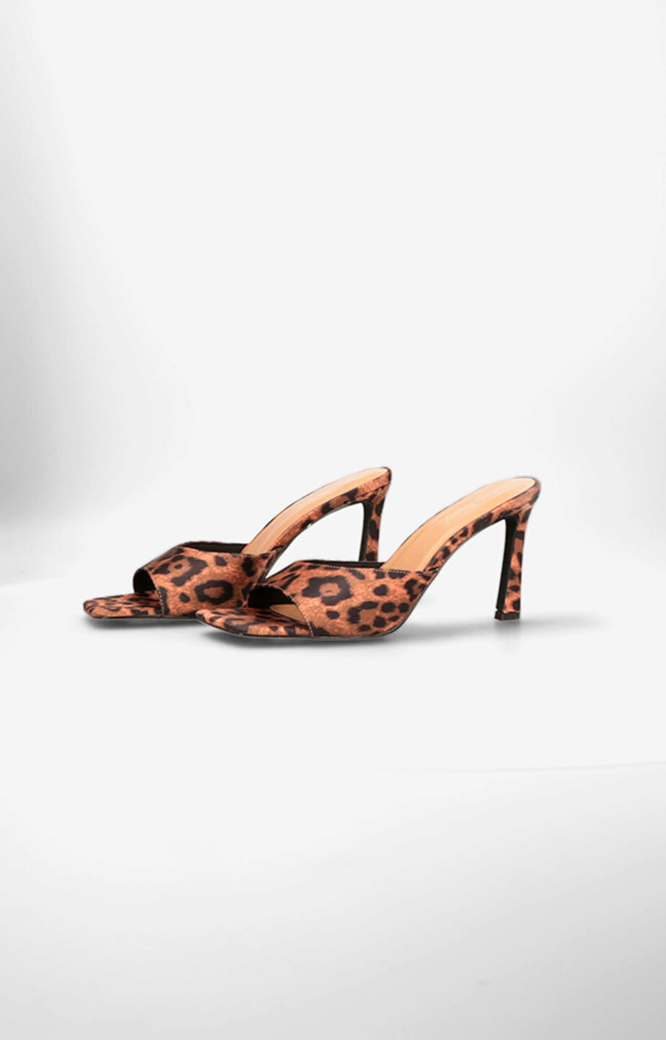 Zapatilla leopardo - ZAPATO Boutiquemirel 